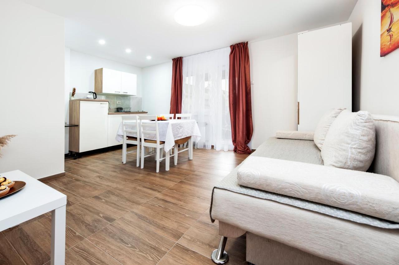 Apartment Sissy Rovinj Exterior photo