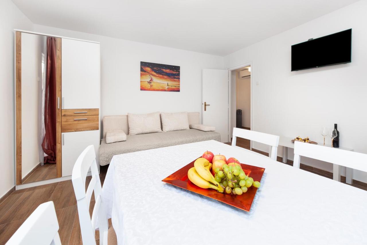 Apartment Sissy Rovinj Exterior photo